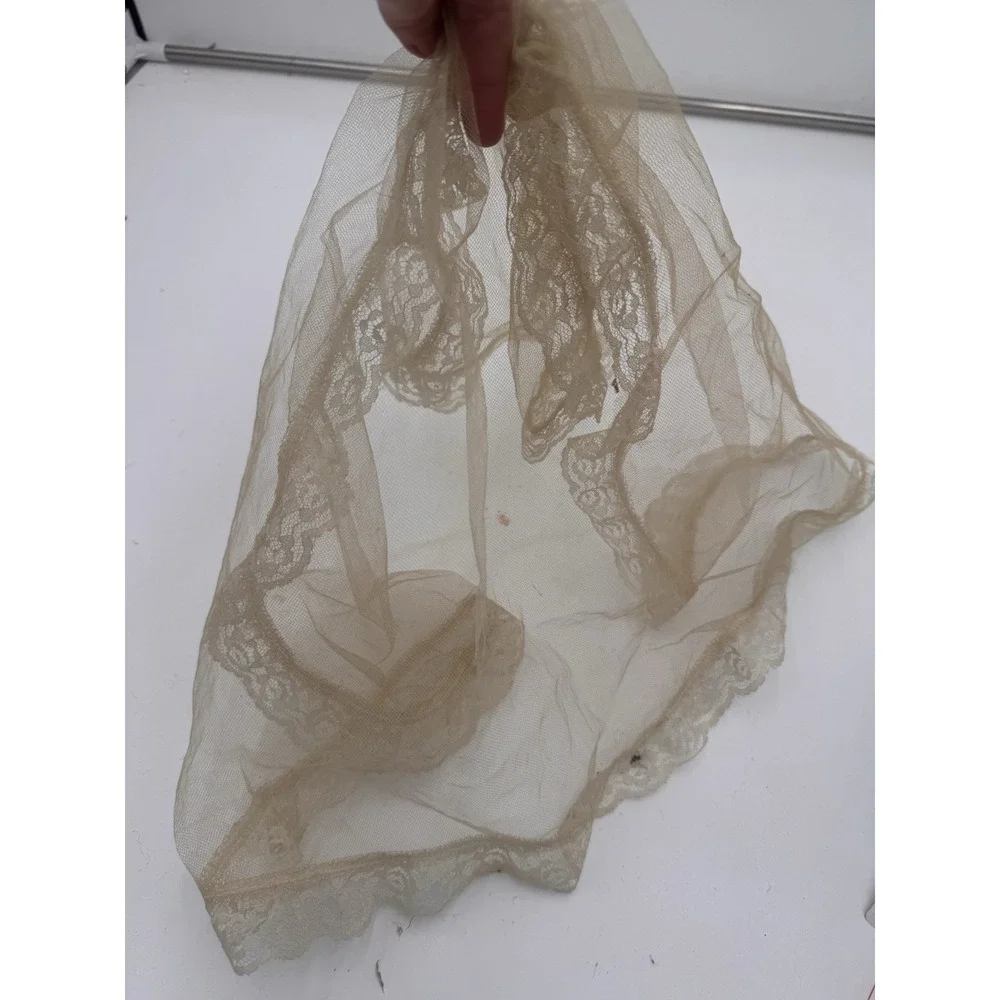 Barbie Doll Wedding Bridal Veil with Lace  Vintage Doll Accessory‎ *STAINS 70s